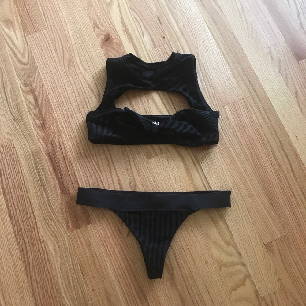 Frankies bikinis black ribbed keyhole cut out set